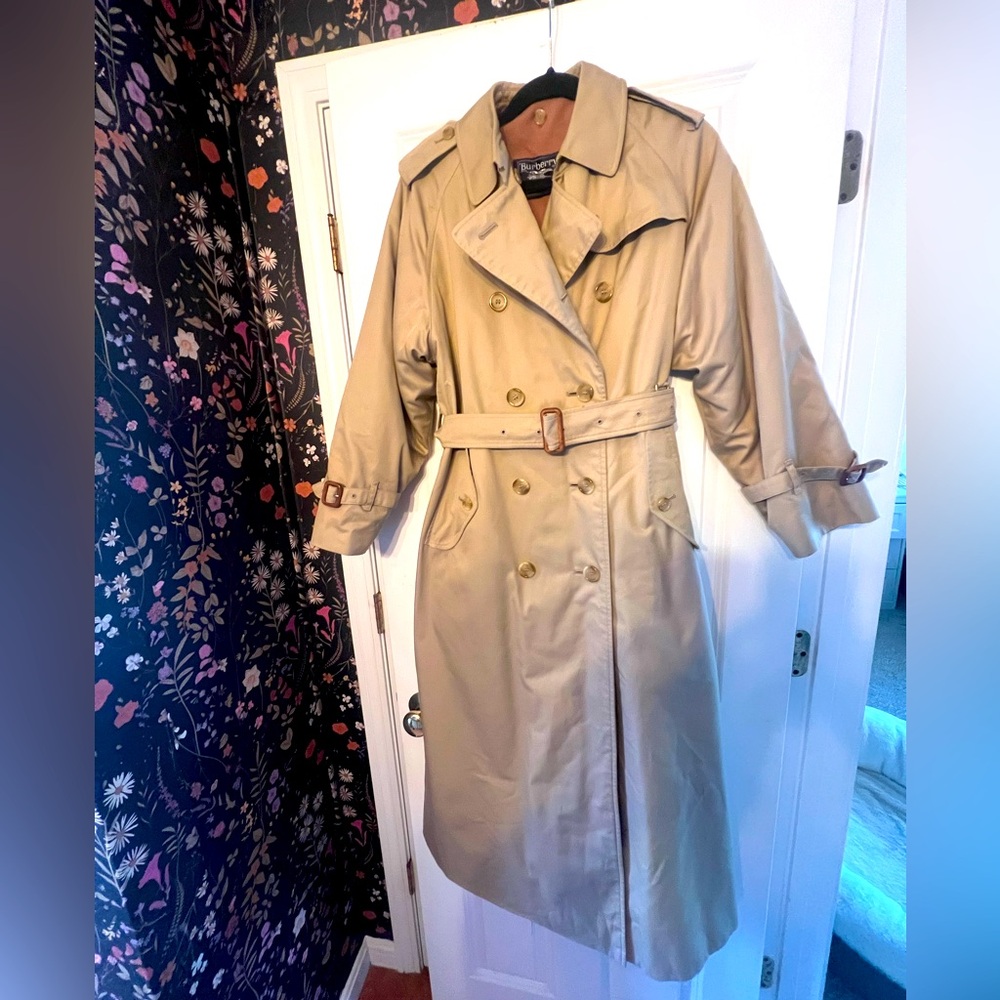1960s vintage men’s Burberry trench coat